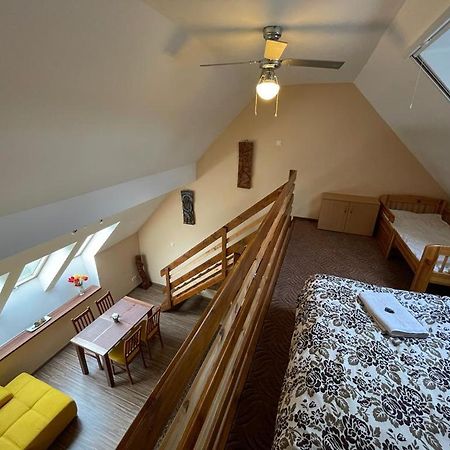Gyulai Brill Apartman Εξωτερικό φωτογραφία