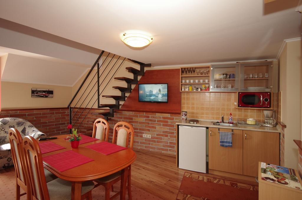 Gyulai Brill Apartman Εξωτερικό φωτογραφία