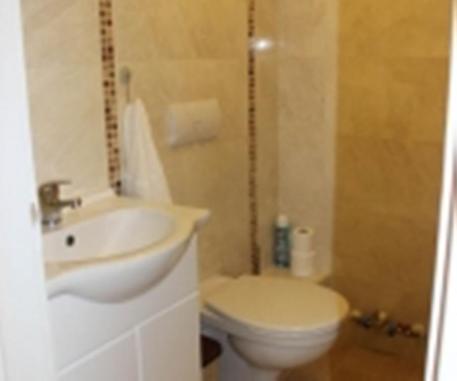 Gyulai Brill Apartman Δωμάτιο φωτογραφία